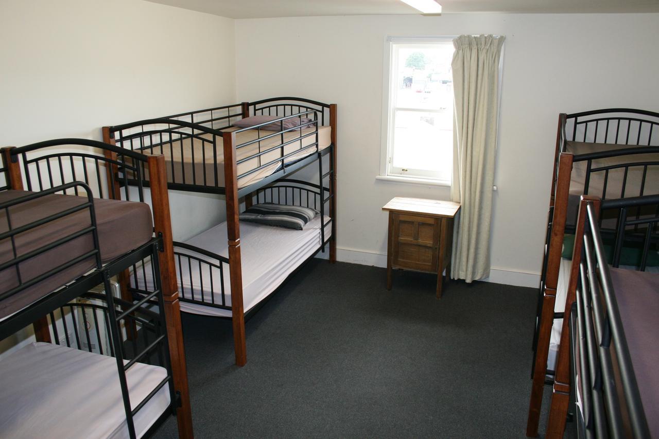 Hostel Arthouse *
